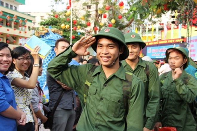 Đối tượng nào được tạm hoãn gọi nhập ngũ trong thời bình